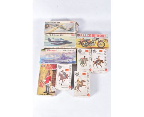 A QUANTITY OF BOXED UNBUILT AIRFIX PLASTIC CONSTRUCTION KITS, to include four assorted mounted soldiers from the 54mm Collect