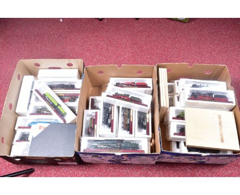 A COLLECTION OF THE ATLAS EDITIONS LOCOMOTIVE LEGENDS MODEL COLLECTION, many with illustrated leaflet, with three wooden fold
