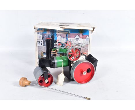 A BOXED MAMOD STEAM ROLLER, S.R.1a, green body with black and red painted chimney, red wheels, appears complete with funnel a