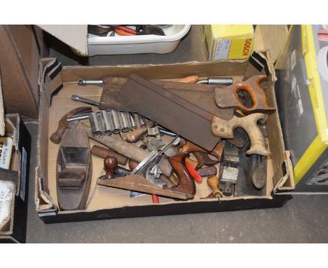 ONE OF MIXED TOOLS