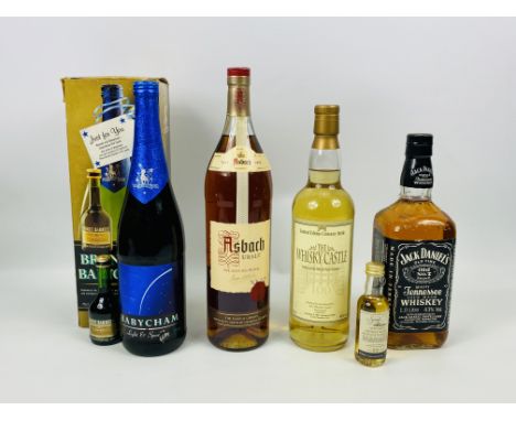 1l Jack Daniels Tennessee whisky, 5cl Speyside single malt scotch whisky, 70cl The Whisky Castle Springbank single malt whisk