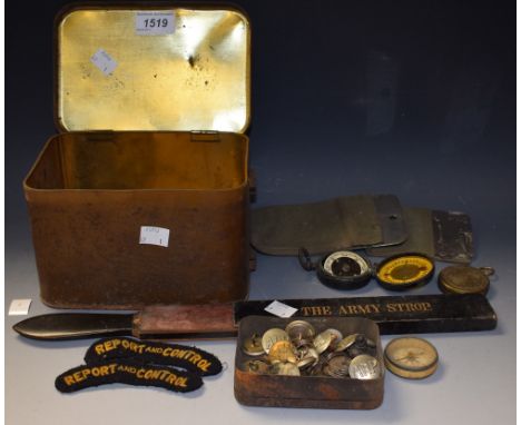 Militaria - a Magnapole marching compass; others similar; a pair of signalling mirrors; ARP uniform buttons; others, Civil De