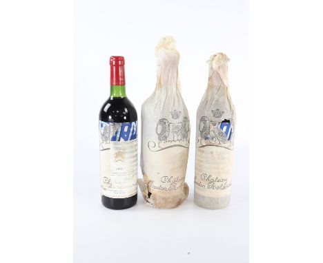 3 bottles of Chateau Mouton Rotschild 1976 - 1er grand cru Classe -Sizes: 75clWeight (K): 3kgCondition:  (2 bottles still pac