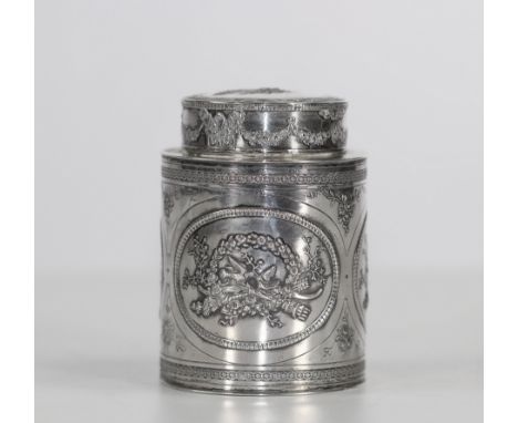 Louis XVI style silver tea pot Hallmarks under the base.Sizes: H=110mm D=80mmWeight (K): 0,21kgCondition: at first glance - g