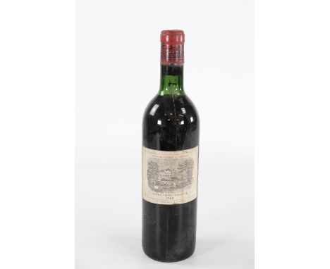 1 Bottle Bordeaux Pauillac Chateau Lafite Rothschild 1er-Grand-Cru Classe Red - 1960Sizes: 75clWeight (K): 1kgCondition:  (do