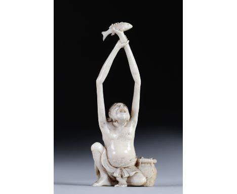 Netsuke carved - a cartoonish long-arm fisherman. Japan Meiji period late 19thRegion: JAPANSizes: H=85mm L=35mmWeight (K): 0,