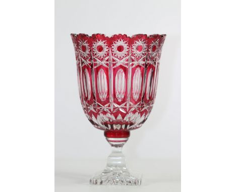 Val Saint Lambert large cut red cutSizes: H= 290mmWeight (K): 2,9kgCondition: at first glance - good condition - no restorati