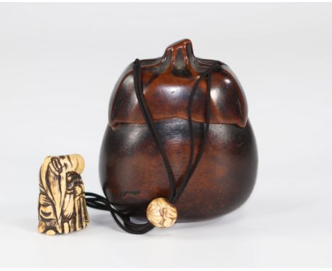 Japan carved wooden tobacco box Edo periodRegion: JAPANSizes: H=105mm L=90mm Weight (K): 0,13kgCondition: at first glance - g