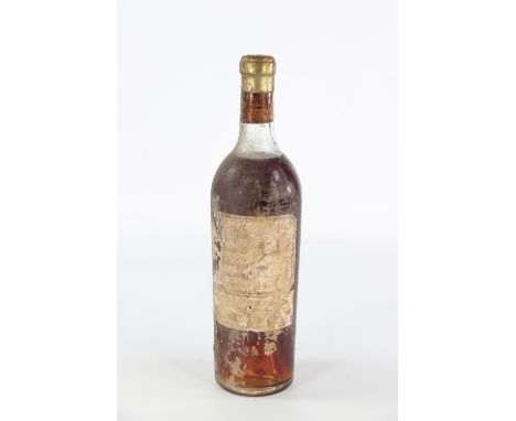 1 bottle Chateau d'Yquem - Lur Saluces - 1931Sizes: 75clWeight (K): 1kgCondition:  (slightly domed capsule - correct level - 