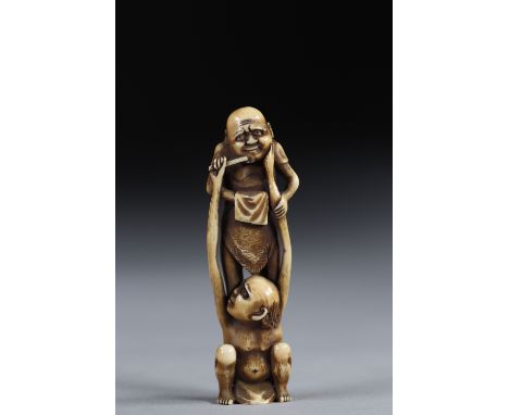 Netsuke / Okimono carved - 2 caricature figures. Japan Meiji 19th centuryRegion: JAPANSizes: H62mm L=18mmWeight (K): 0,009kgC