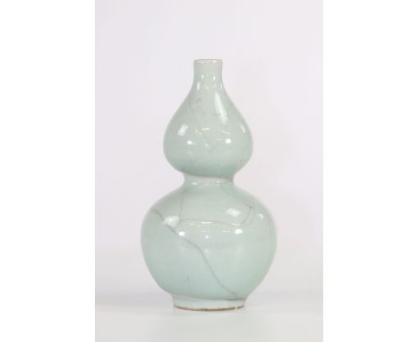 China celadon double gourd vase Qing periodRegion: CHINASizes: H=210mm D=220mmWeight (K): 0,71kgCondition: at first glance - 