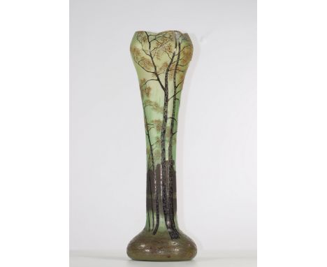 Legras imposing vase cleared with acid, lacustrine landscape decorSizes: H=600mm D=190mmWeight (K): 3,52kgCondition: at first