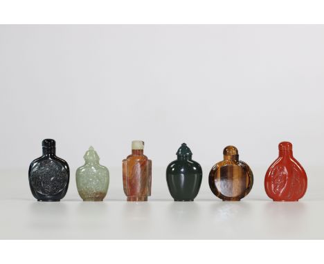 China set of hard stone jade glasses snuffboxesRegion: CHINASizes: H = de 60 a 80mmWeight (K): 0,45kgCondition: at first glan