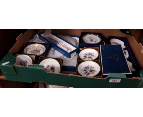 16 boxed items of Royal Worcester china including a cake plate with matching server in Mayfield design