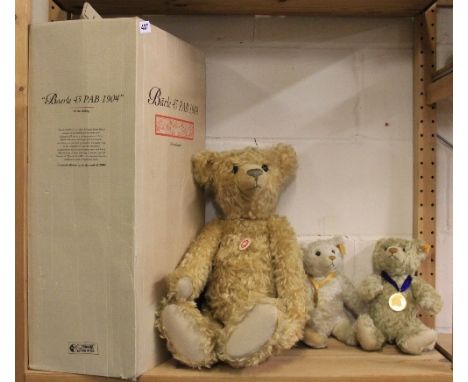A large articulated Steiff teddy bear and 2 further Steiff teddy bears
