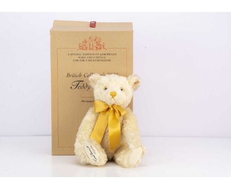 A Steiff limited edition British Collectors 2000 teddy bear, 1605 of 4000, made exclusively for the UK and Ireland, signed to