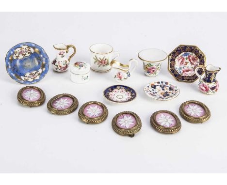 Small 19th century English porcelain,  a miniature jug and basin painted with Billingsley style roses —1 3/4in. (4.5cm.) heig