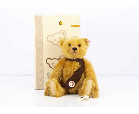 A Steiff limited edition British Collectors 2008 teddy bear, 2687 of 3000, made exclusively for the UK and Ireland, in origin