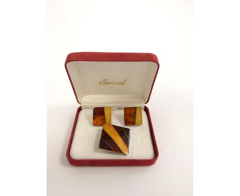 Polish sterling silver Baltic amber brooch and earring set, hallmarked G.K .925. 24g. 