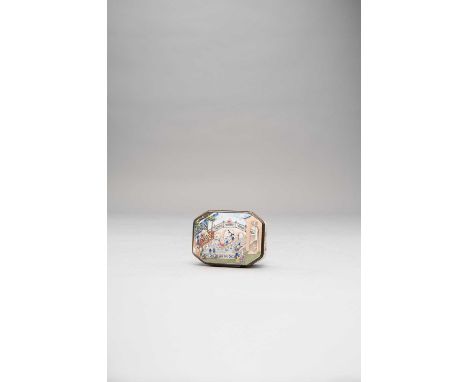 A CHINESE CANTON ENAMEL FAMILLE ROSE RECTANULAR BOX AND COVER18TH CENTURYThe chamfered box with a hinged lid, painted with fi