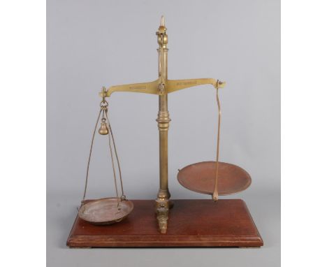 A set W&amp;T Avery of Birmingham postal scales, with weights.  