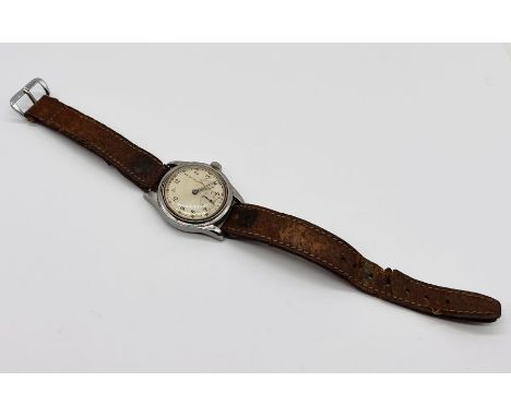 A WW2 era broad arrow stamped Army Trade Pattern wristwatch - 124240/1361706