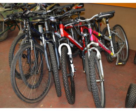 POLICE > 7 bicycles [NO RESERVE] [VAT ON HAMMER PRICE]