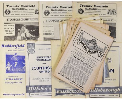 Collection of 1950's football programmes to include Crystal Palace v. 1955/56 West Ham United (F), Croydon XI (F), Torquay Un