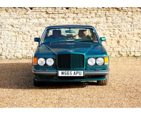 The Bentley Turbo R initially inherited the turbocharged engine from the Mulsanne Turbo and also sported a retuned suspension