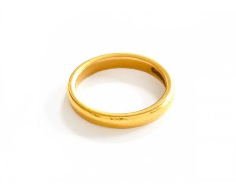 A 22 Carat Gold Band Ring, finger size KGross weight 4.3 grams.