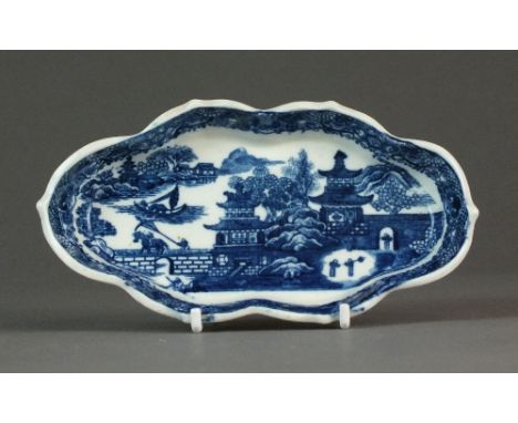 A Caughley spoon tray transfer-printed in the Temple pattern, circa 1784-92, with an unglazed base, unmarked, 16cm wideProven
