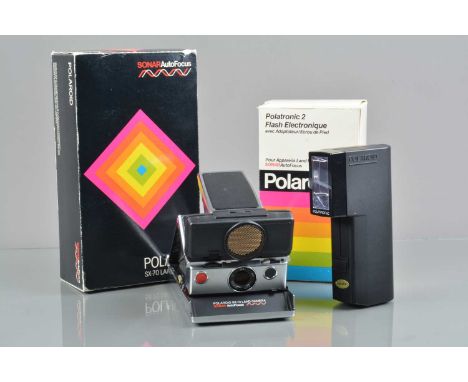 A Polaroid SX-70 PolaSonic Auto Focus Set, black, body G, some light marks, elements G-VG, with Polatronic 2 flash, manuals, 