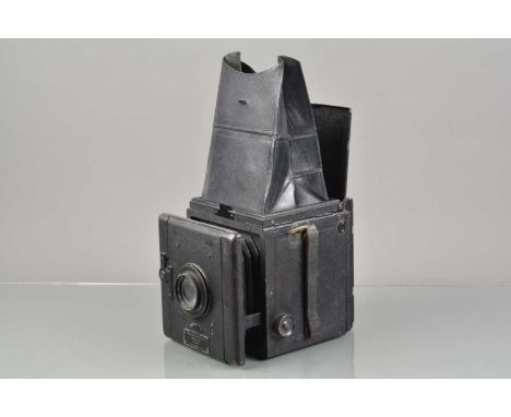 AN Ensign Popular Reflex Camera, shutter fires, occasionally not cocking, body G, some wear, bellows G, with Series IV No. I 