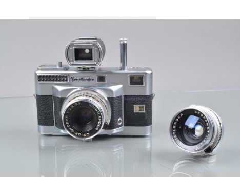 A Voigtländer Vitesse T Rangefinder Camera, shutter working, meter responsive, rangefinder functions, body G, shutter cocking