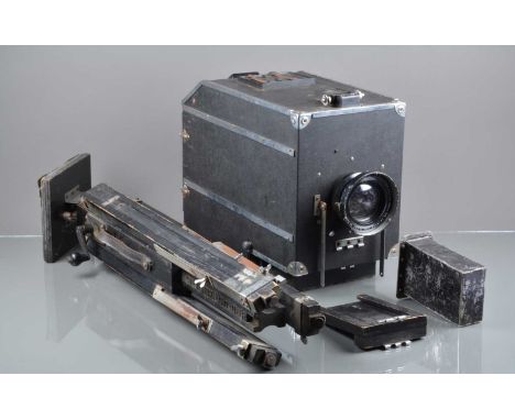 A 1920/30's Portrait Camera, with built in darkroom &amp; copy stand, The camera was used on Barry Island beach promenaded ci