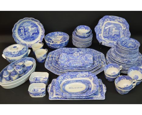 Quantity of Copeland Spode's Italian / Spode Italian including graduated meat plates, oven to tableware etc.