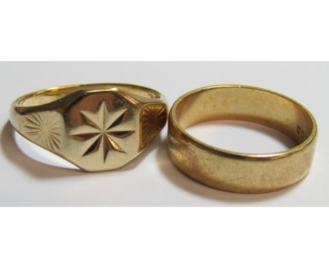 2 9ct gold rings - signet ring, size R, weighs 4.7g and band size R/S, weighs 4.1g