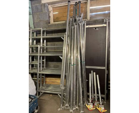 Euro Tower light weight aluminum scaffolding tower (very little use)