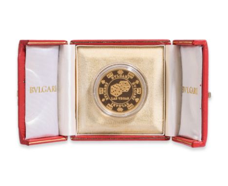 A BULGARI GOLD CASINO CHIP
Struck in 22ct gold, full UK hallmarks for Bulgari Ltd, London, 1999, 'Bvlgari Las Vegas' with a p