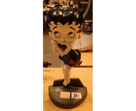 Cast iron Betty Boop doorstop, H: 36 cm. P&amp;P Group 2 (£18+VAT for the first lot and £3+VAT for subsequent lots) 