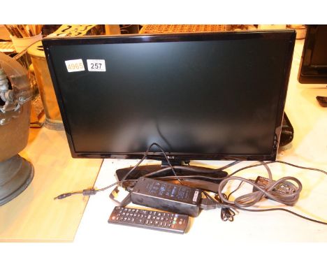 LG 21" TV with remote. Not available for in-house P&P, contact Paul O'Hea at Mailboxes on 01925 659133Condition Report: All e