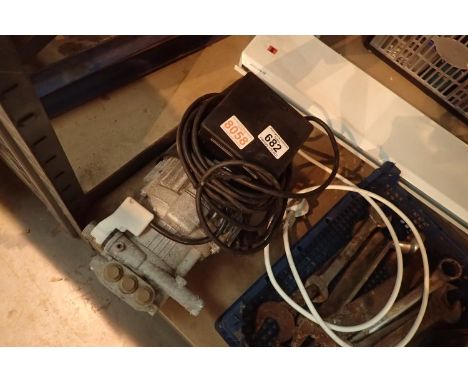 230v water pump. Not available for in-house P&P, contact Paul O'Hea at Mailboxes on 01925 659133Condition Report: All electri