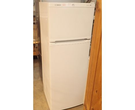 Bosch Classixx white fridge freezer. Not available for in-house P&P, contact Paul O'Hea at Mailboxes on 01925 659133Condition