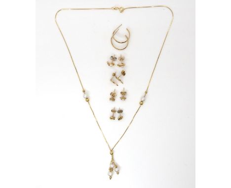 A 9ct pearl necklet, together with a five pairs of 9ct and yellow metal earrings to include opal examples weight together 7.6