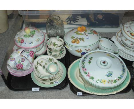 Assorted tablewares including Spode Marlborough Sprays, Copeland Spode Rockingham pattern, pottery washbowl and ewer and glas