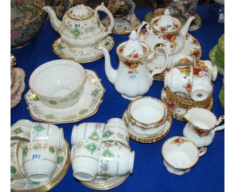 Royal Albert Old Country Roses tableware's including teapot, coffee pot, cups and saucers, dinner plates, side plates etc tog