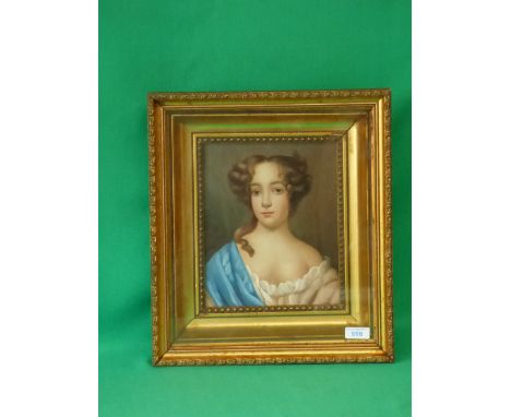 An oil painting portrait of a regal lady in ornate gilt frame 24x19cm