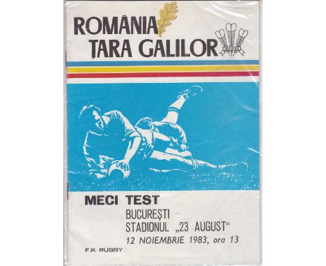 RUGBY UNION -RUMANIA-WALES 1983  Programme, Rumania v Wales, 12/11/83 in Bucharest and the first time that the teams had met 