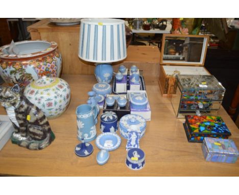 A collection of Wedgwood jasperware china to include a table lamp and shade 