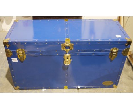 LOT WITHDRAWN 
Everlite Union trunk, blue metal, 97cm x 53cm x 38cm&nbsp;